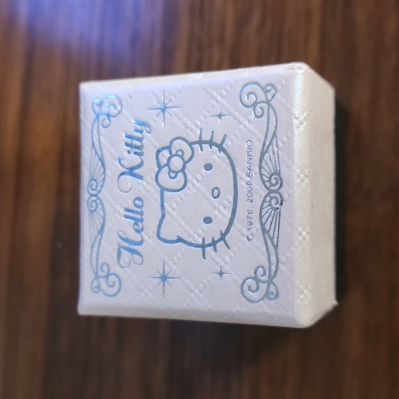 Hello Kitty Sanrio Ring - BNIB - Picture 4 of 5